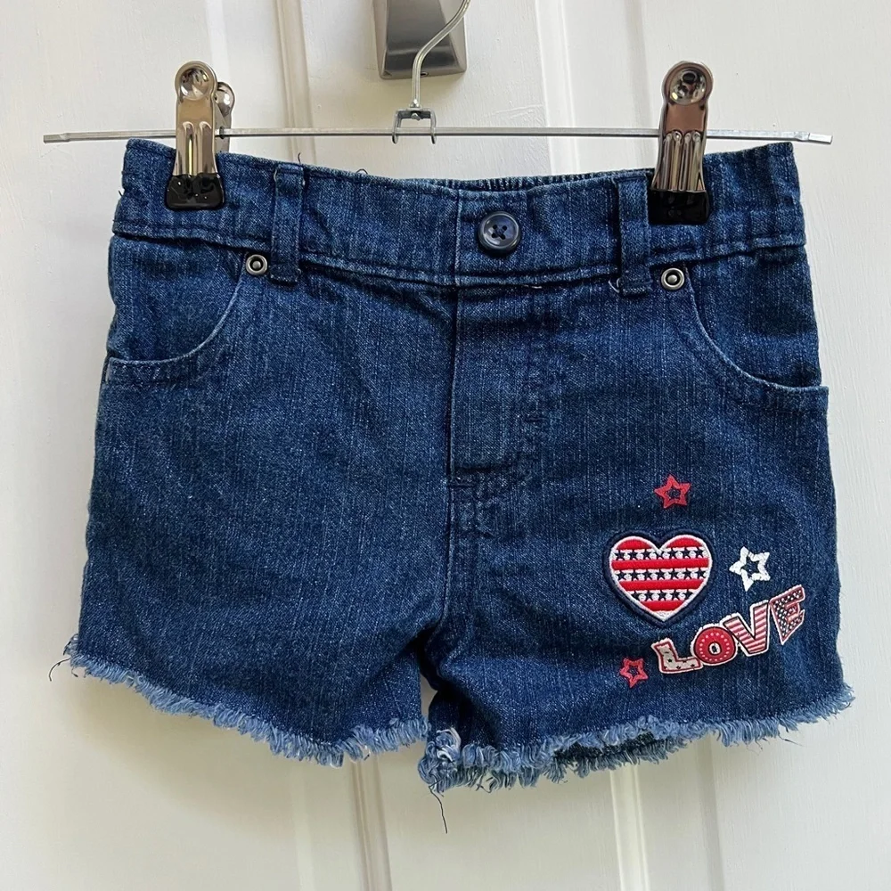 NWOT 2T Blue Denim Love Heart Girls Jeans Shorts
